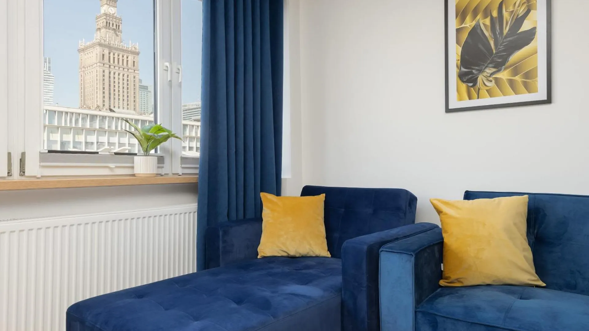 Beautiful Apartment With Balcony In Heart Of Warsaw By Noclegi Renters